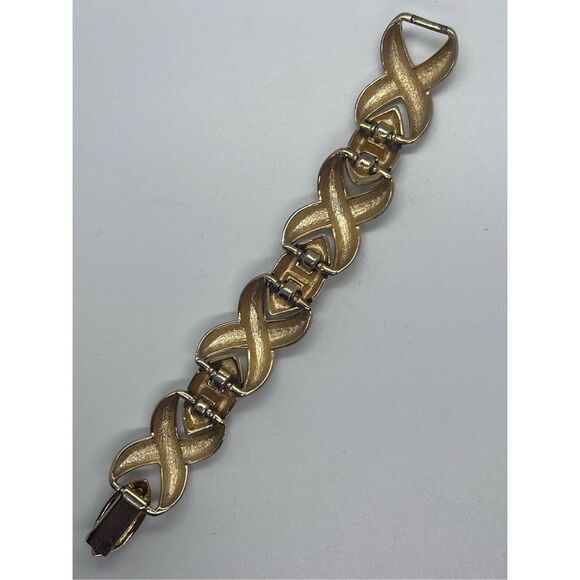 X’s & O’s Gold Tone Metal Link Bracelet Vintage Jewelry Piece - Picture 4 of 9